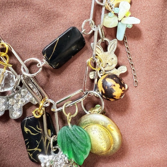 Alquimia Multicolor Charm Necklace - Picture 4 of 4